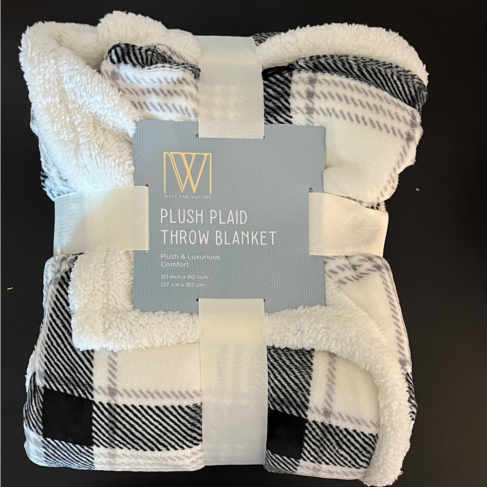 Black, White & Gray Plaid Plush Throw Blanket